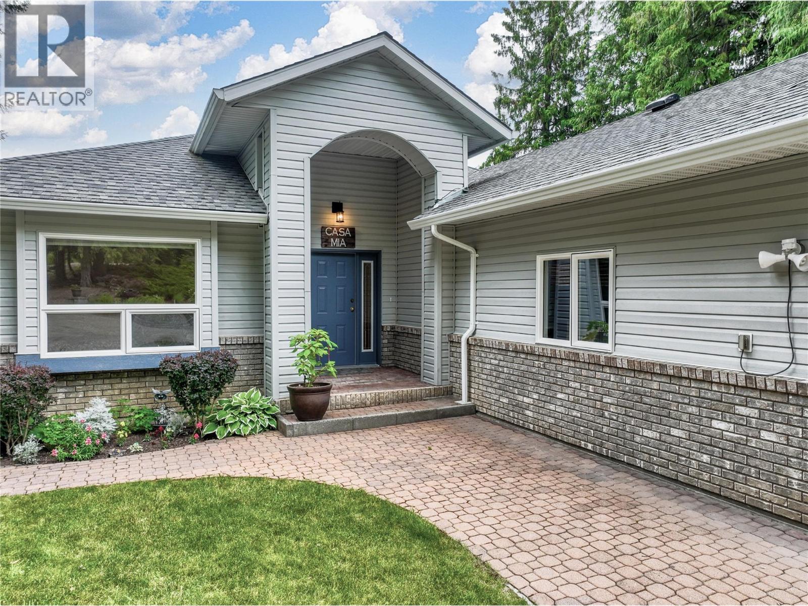  4283 Eagle Bay Road, Eagle Bay