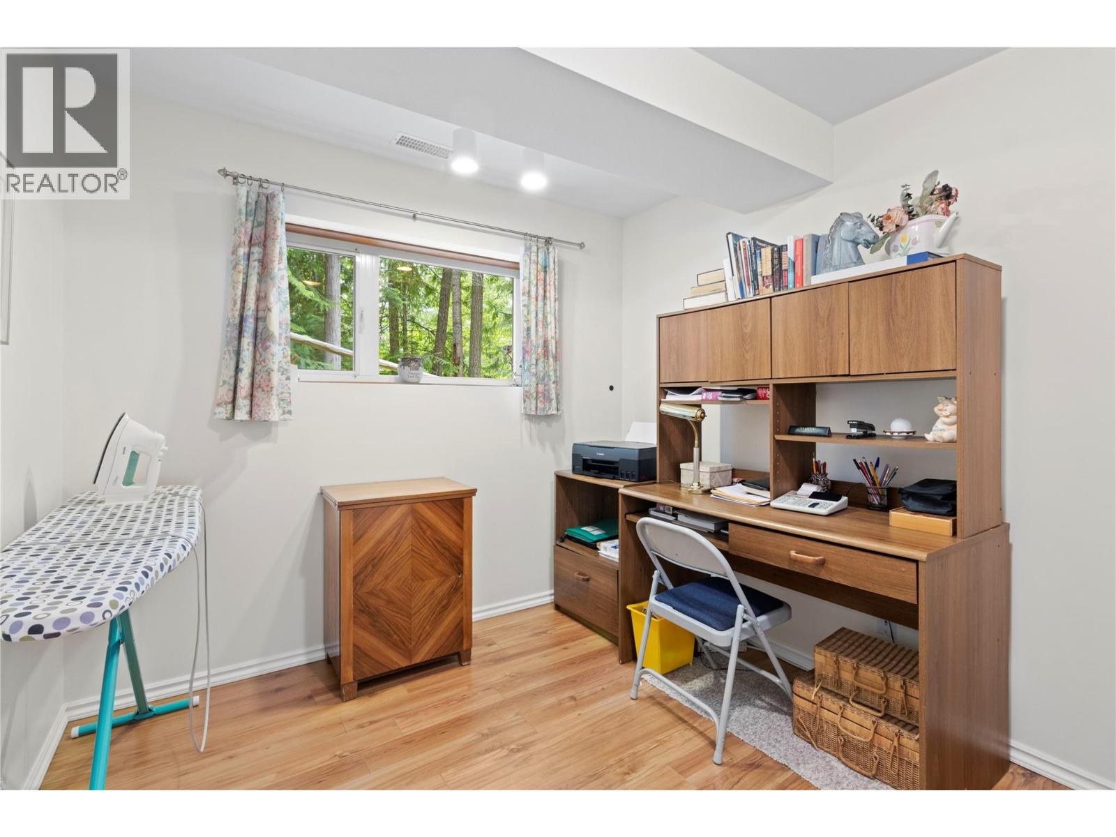  4283 Eagle Bay Road, Eagle Bay