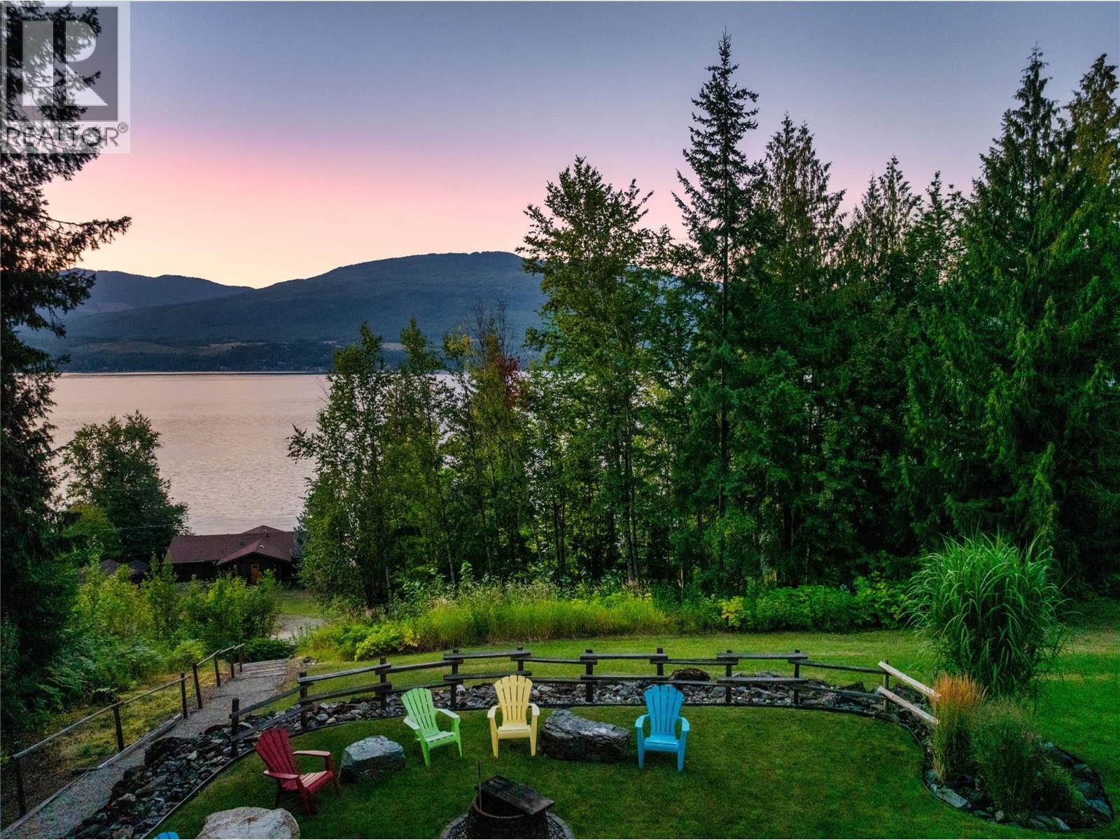  4283 Eagle Bay Road, Eagle Bay