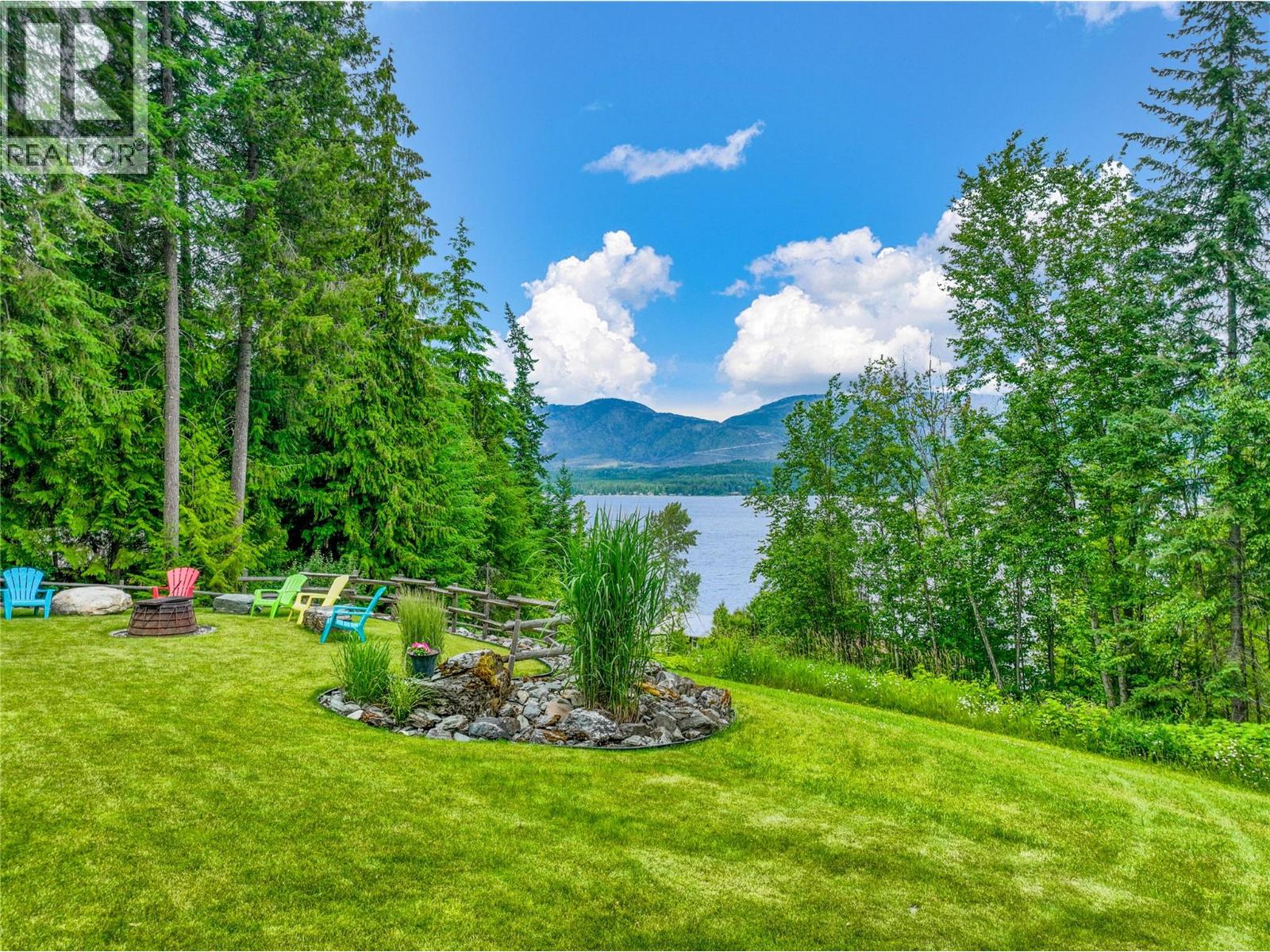  4283 Eagle Bay Road, Eagle Bay