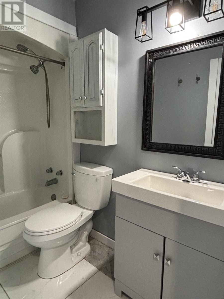 Property 23 of 44 of 18 Princeton Court