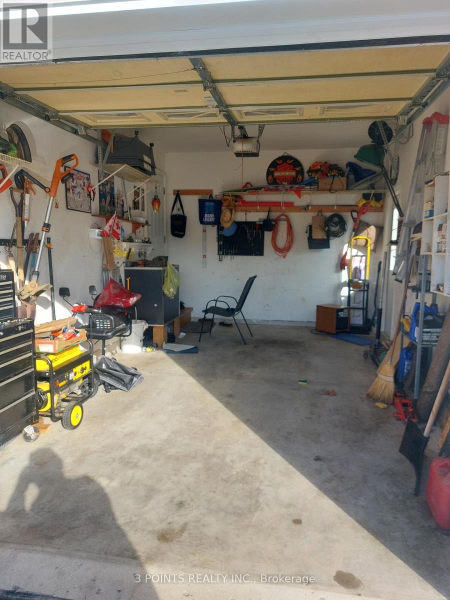 371 SHANNON BOULEVARD Property Photo