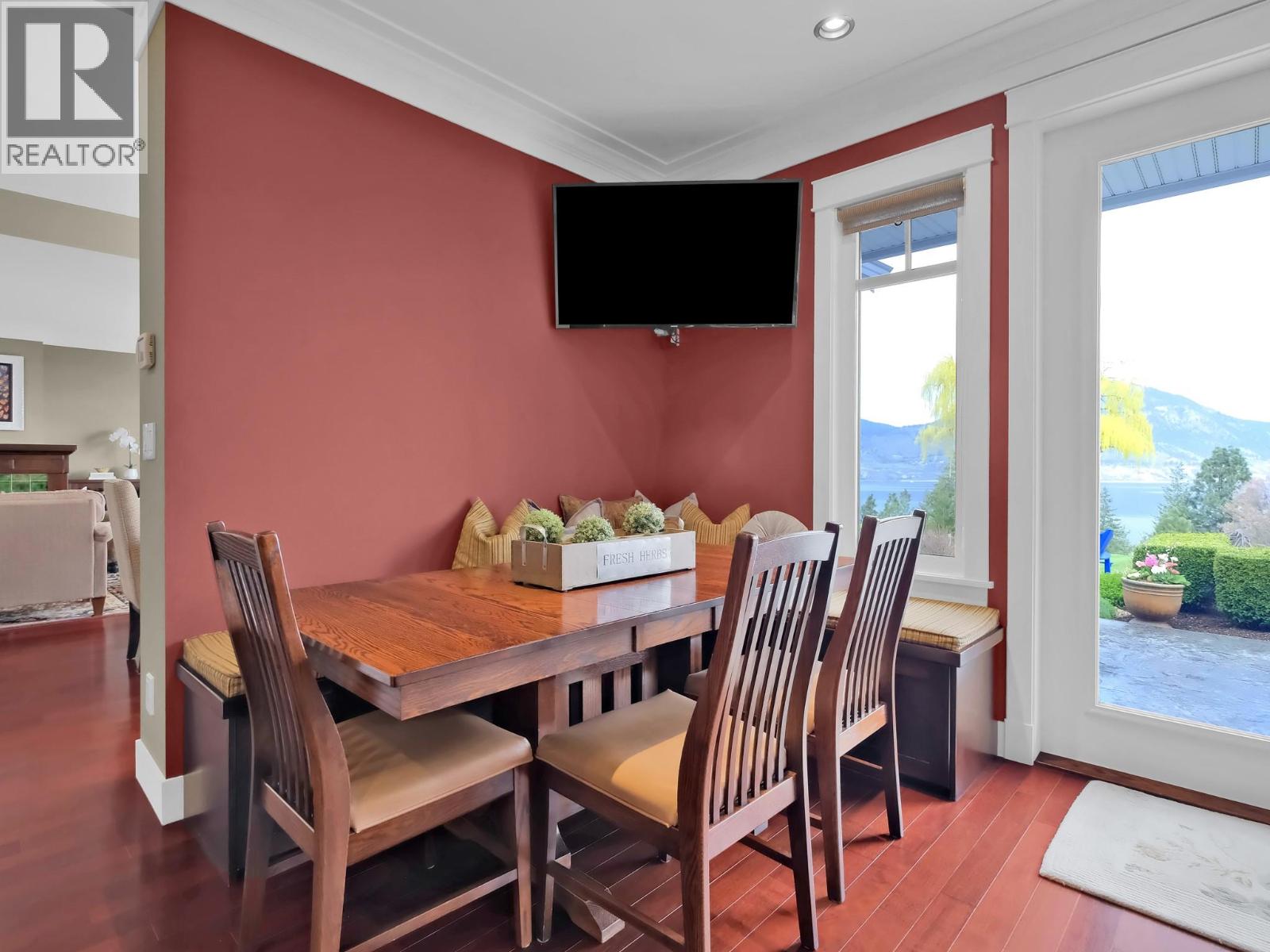 162 VANCOUVER Place, Penticton