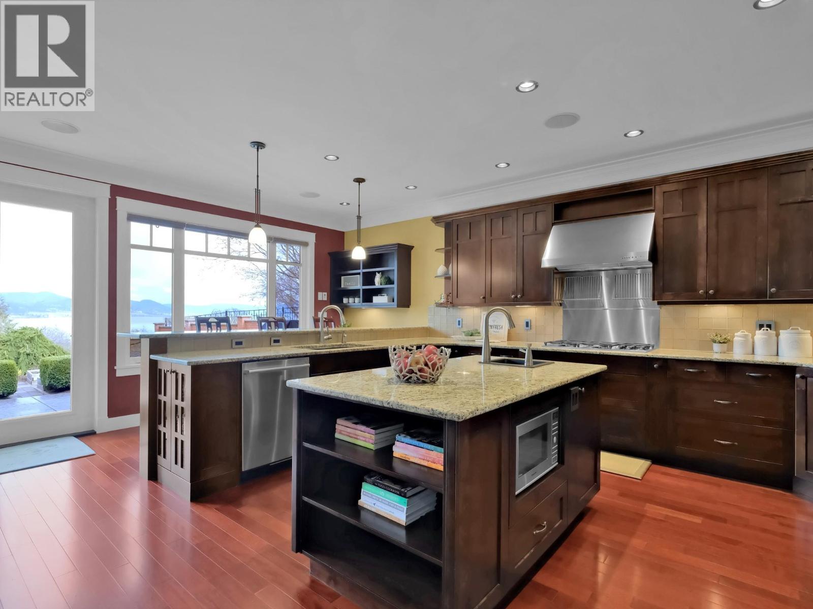 162 VANCOUVER Place, Penticton