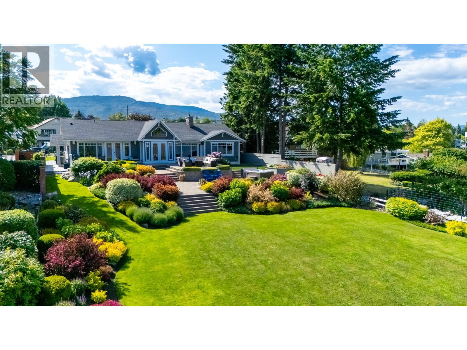 162 VANCOUVER Place, Penticton