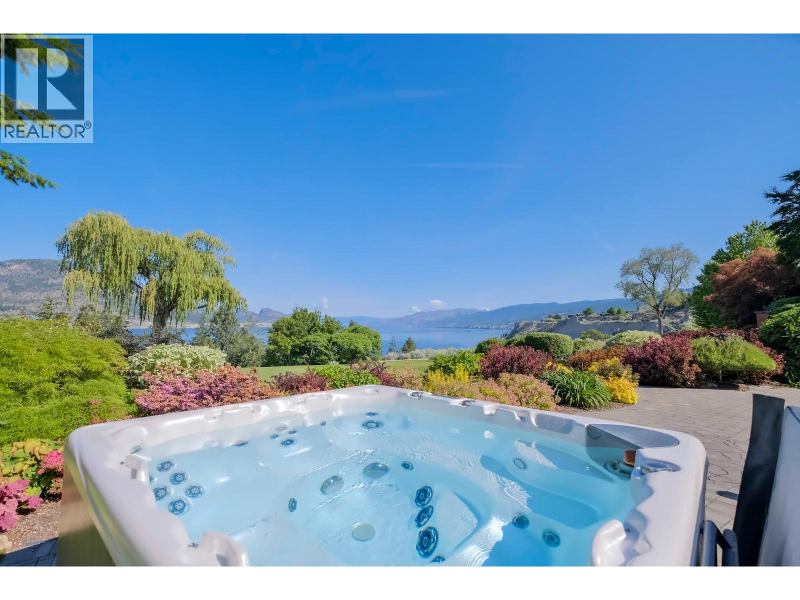 162 VANCOUVER Place, Penticton