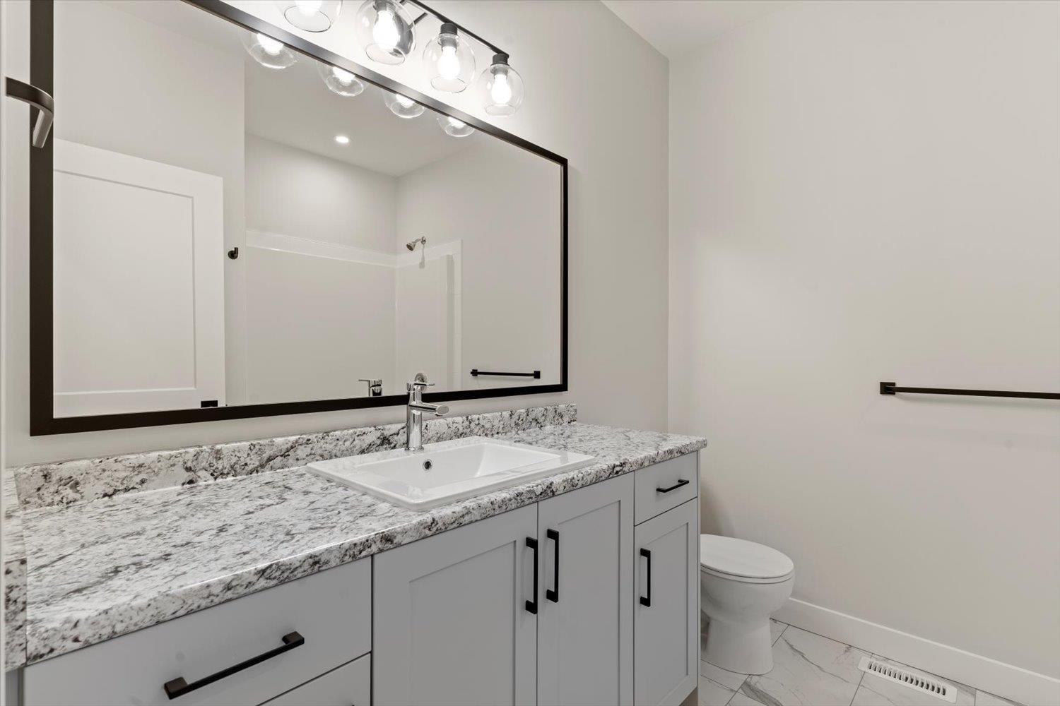 2 52845 LILAC LANE, Bridal Falls, Rosedale