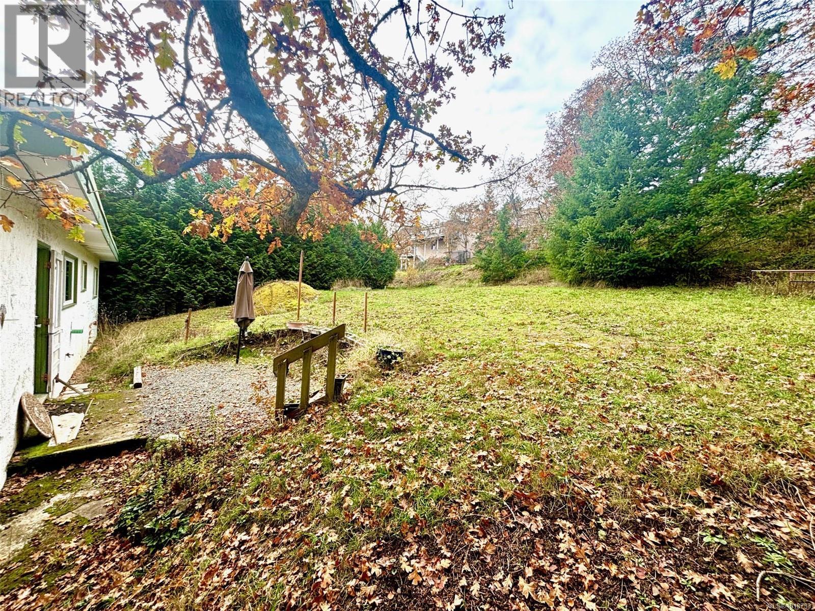  3904 Wilkinson Road, Saanich