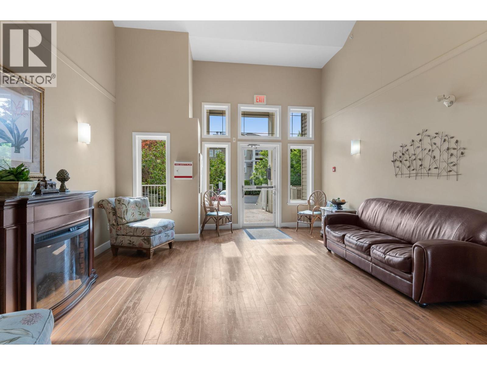 #311 515 Houghton Road - 31