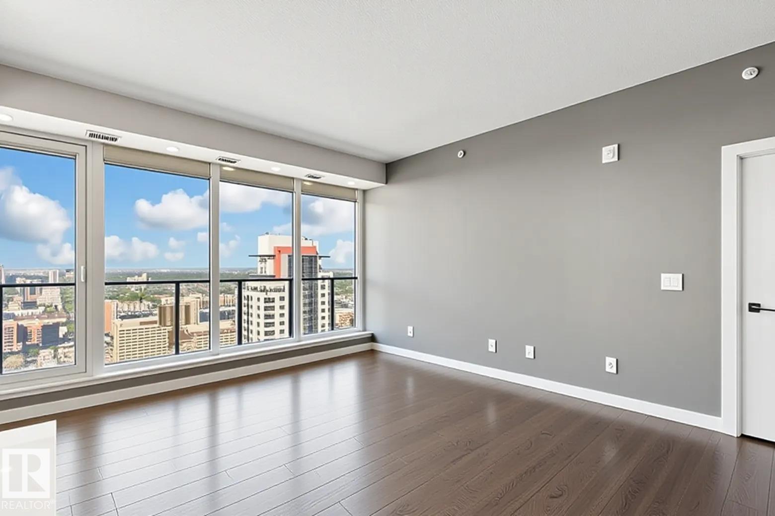 #3301 10180 103 ST NW - 3