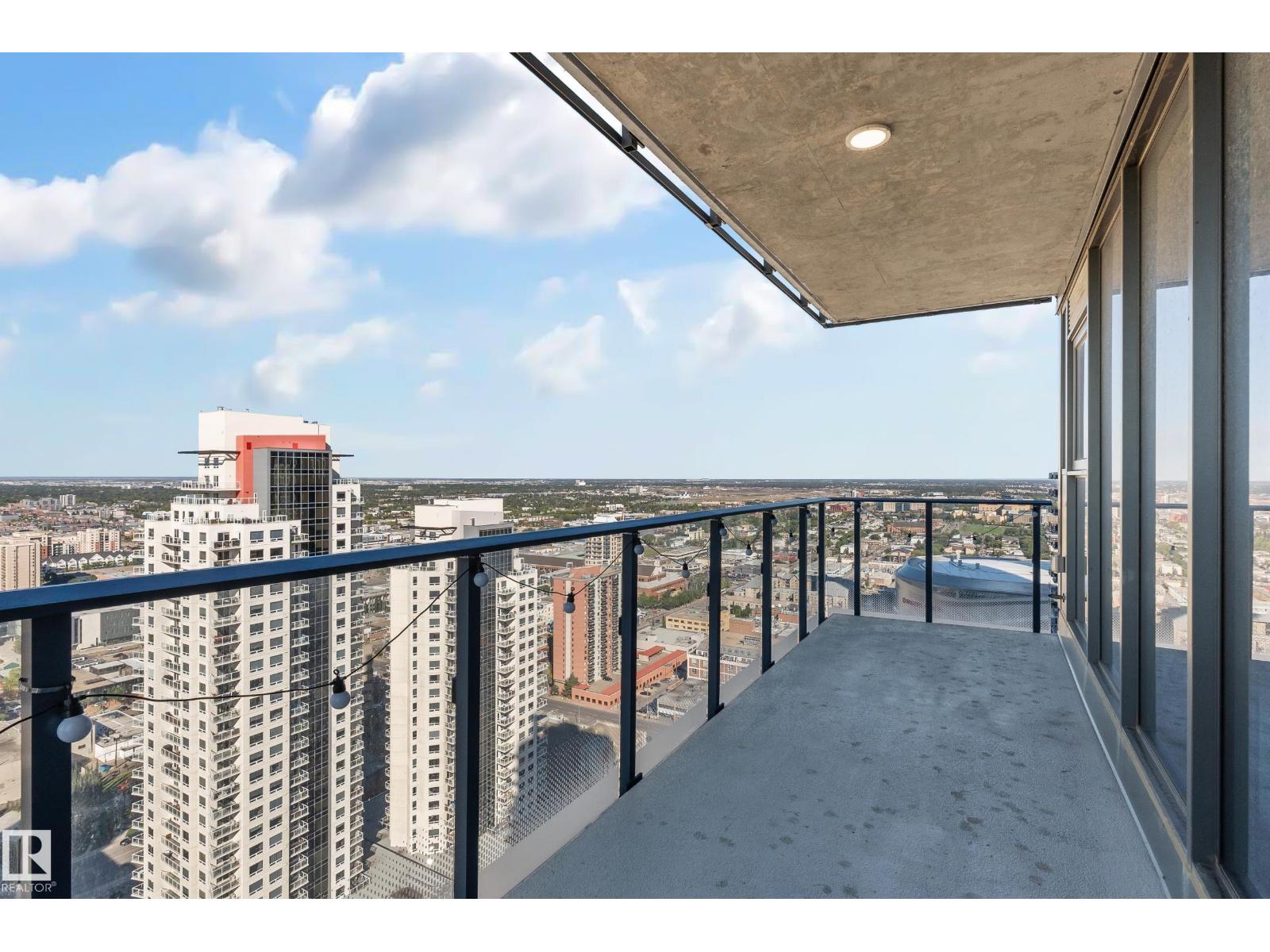 #3301 10180 103 ST NW - 23