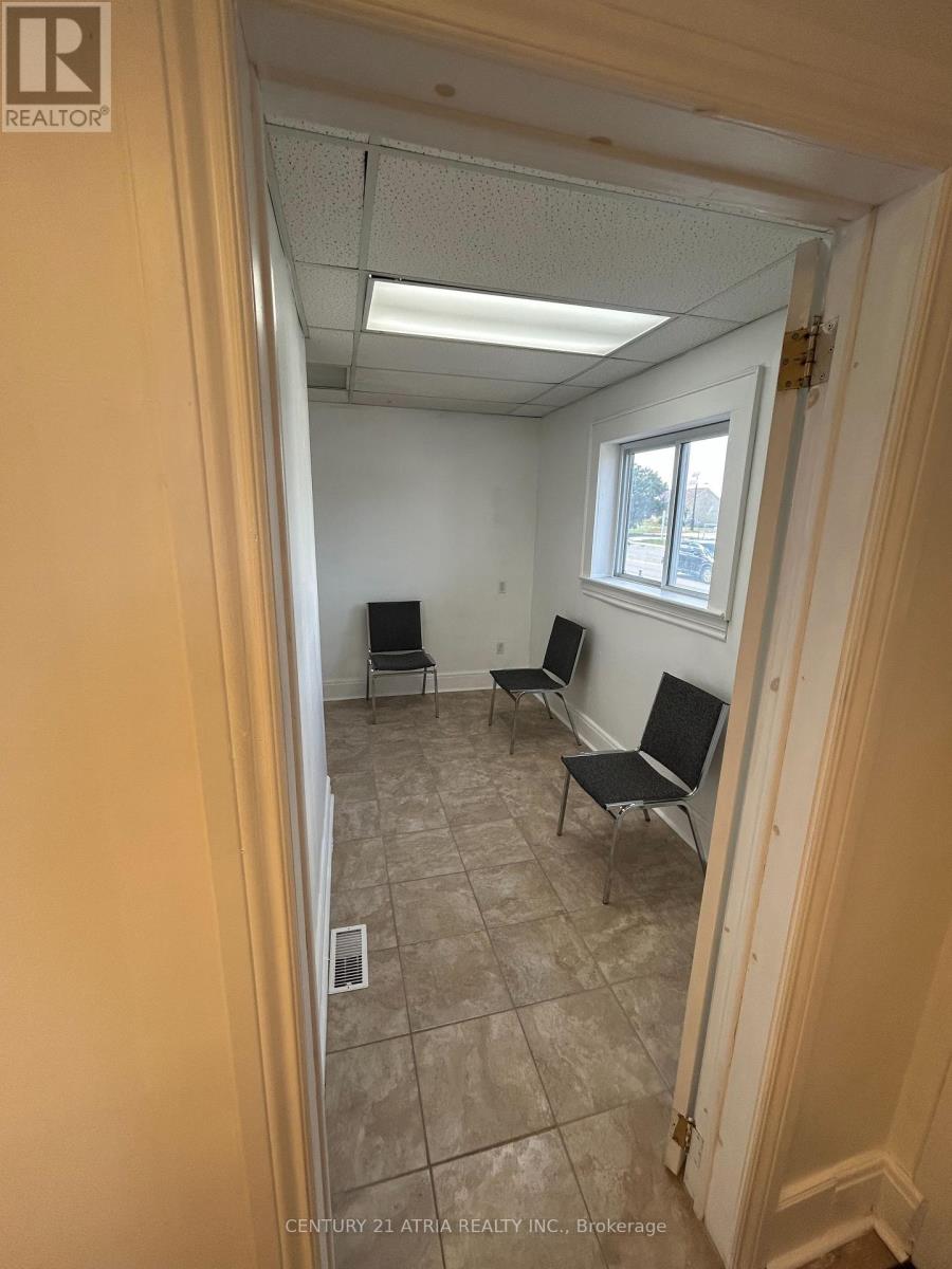 41 BLOOR STREET E - 15