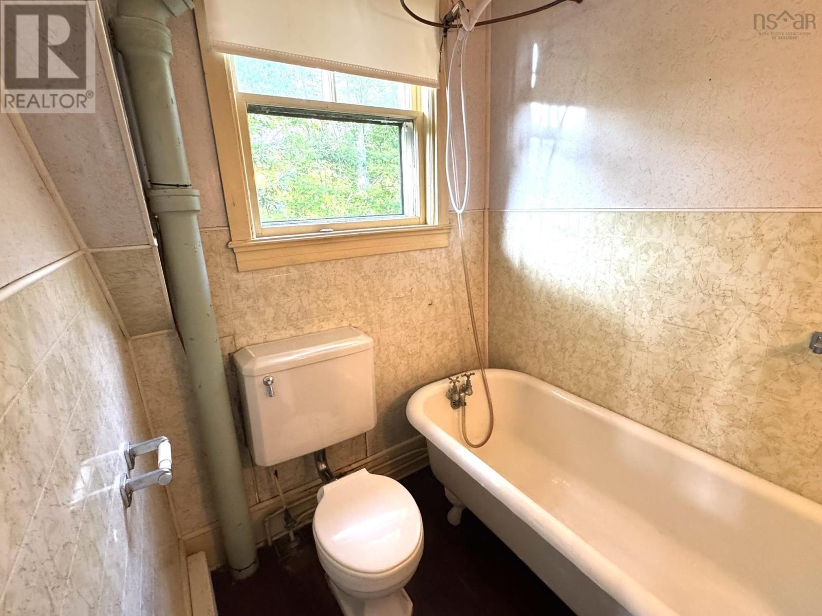 Property 18 of 35 of 163 Hillside Road