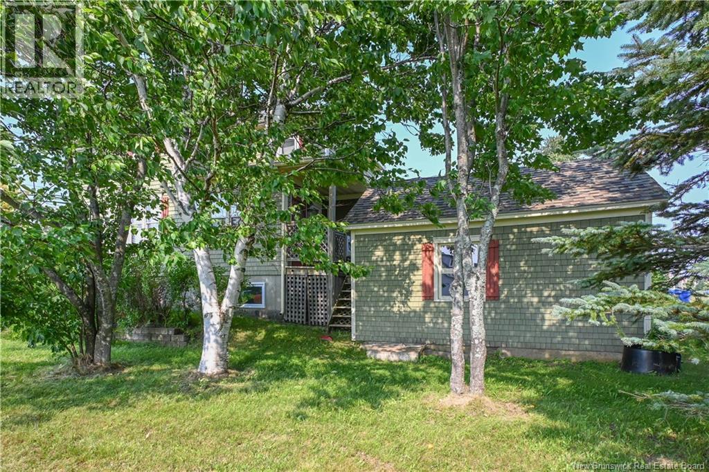 98 Saint-Pierre Ouest Boulevard - Photo 3 of 50, Caraquet, New Brunswick