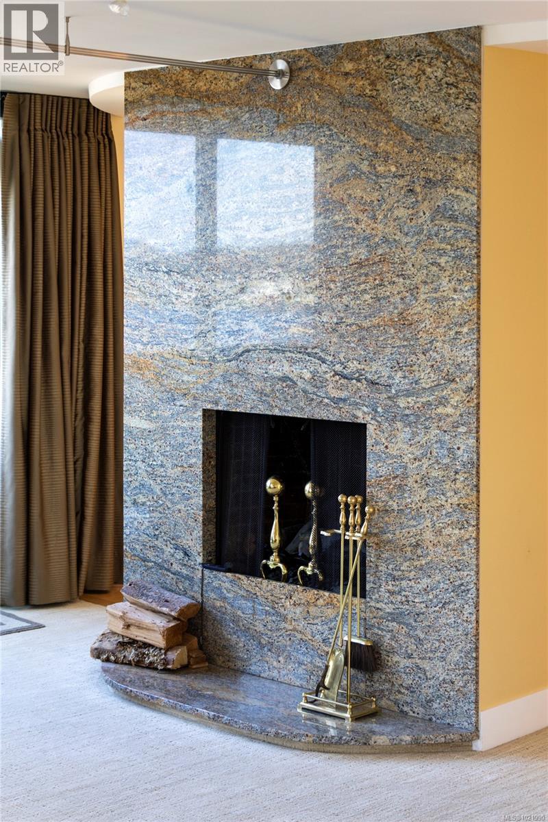 503 2605 Windsor Road, Oak Bay