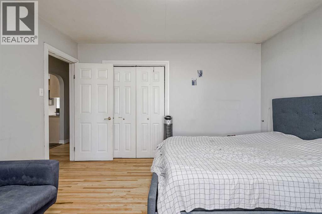 Single Family House Bungalow for Sale in  Renfrew Drive NE Renfrew Calgary 