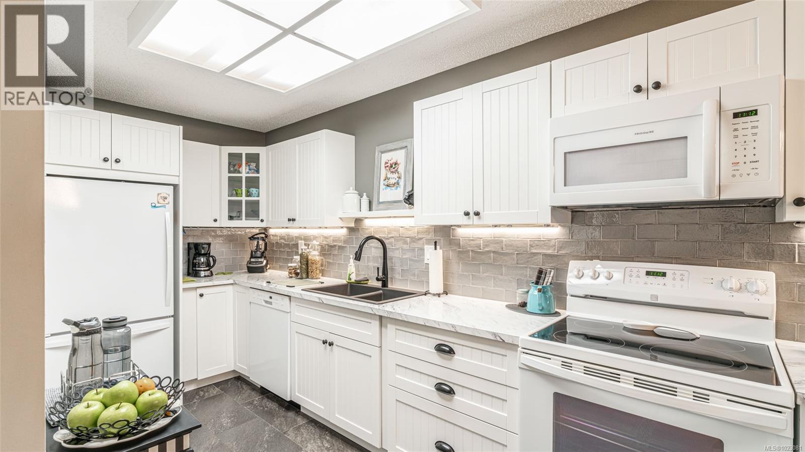 205 309 Morison Ave, Parksville