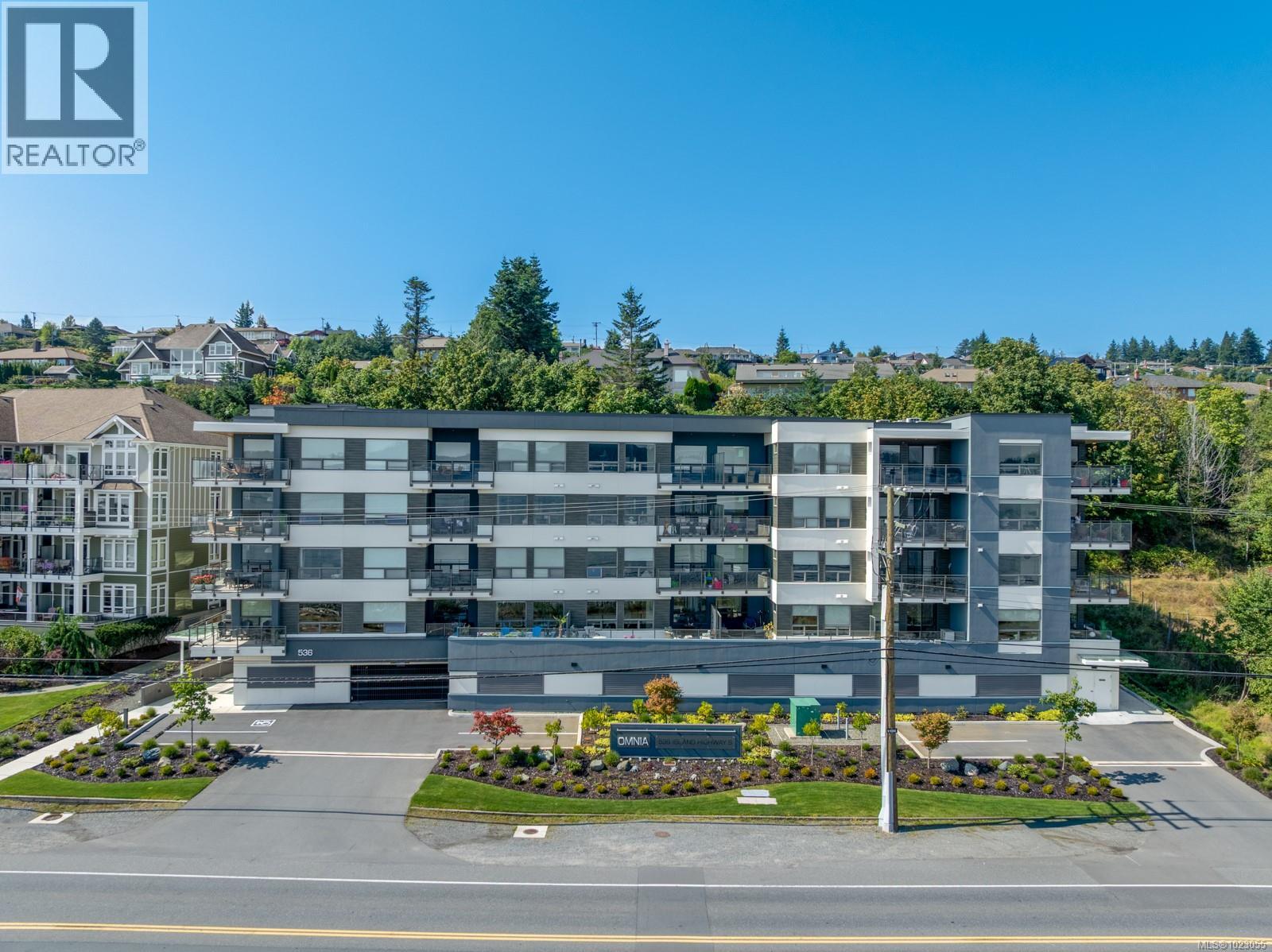 #505 536 ISLAND HWY S - 27