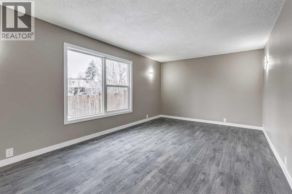 Single Family House for Sale in  A Avenue Forest Heights Calgary 