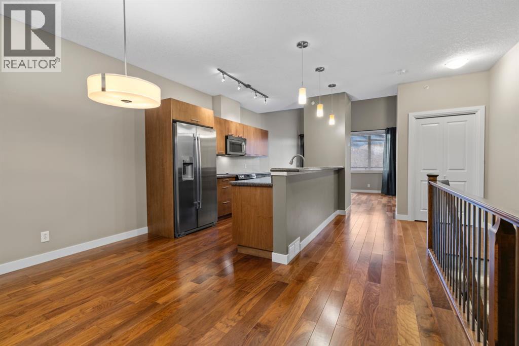 Single Family House Multi-level for Sale in    Street NW Hillhurst Calgary 