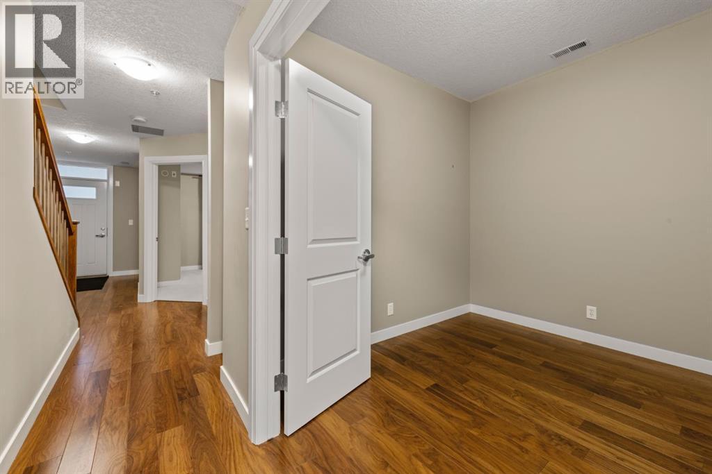 Single Family House Multi-level for Sale in    Street NW Hillhurst Calgary 