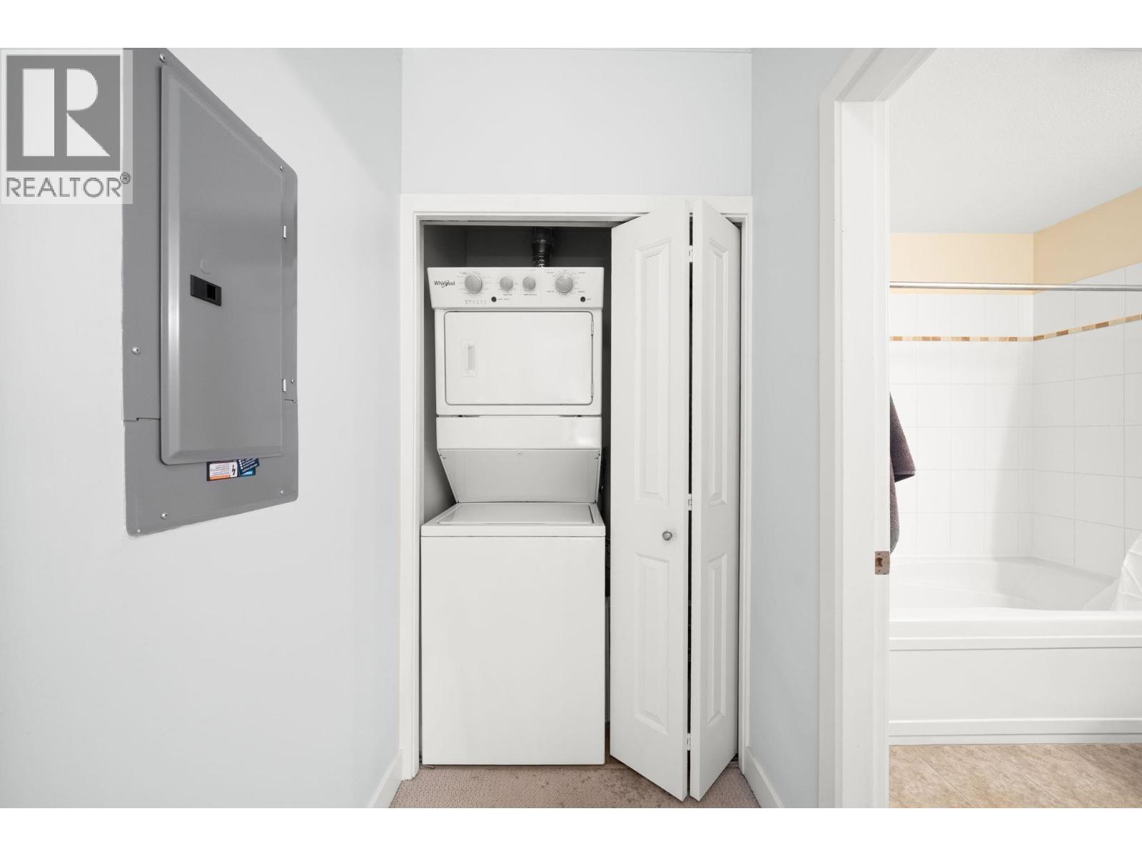 #206-1375 VIEW Crescent, Delta