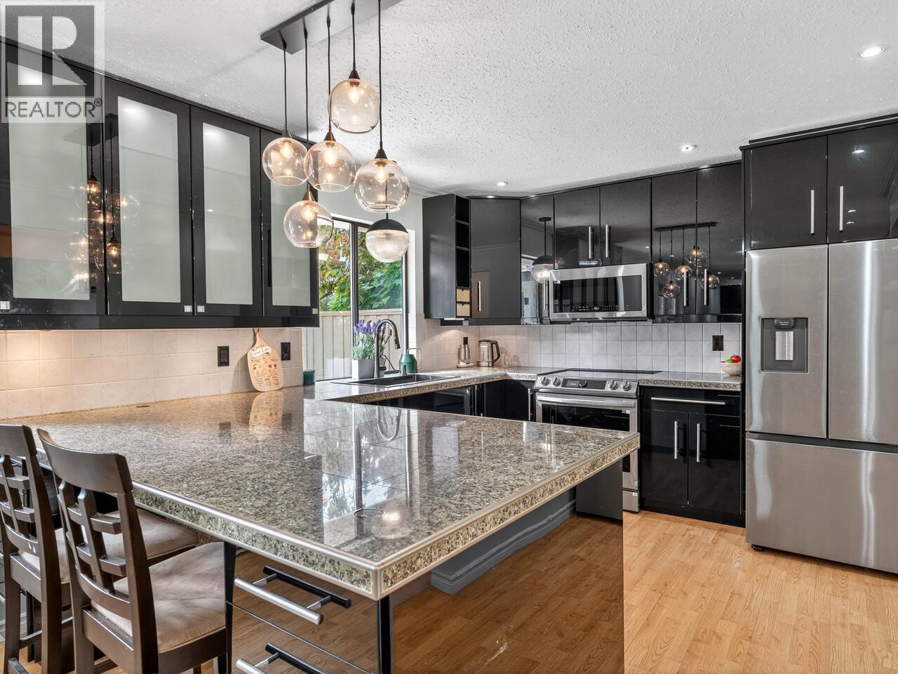 1131 LOMBARDY DRIVE, Port Coquitlam