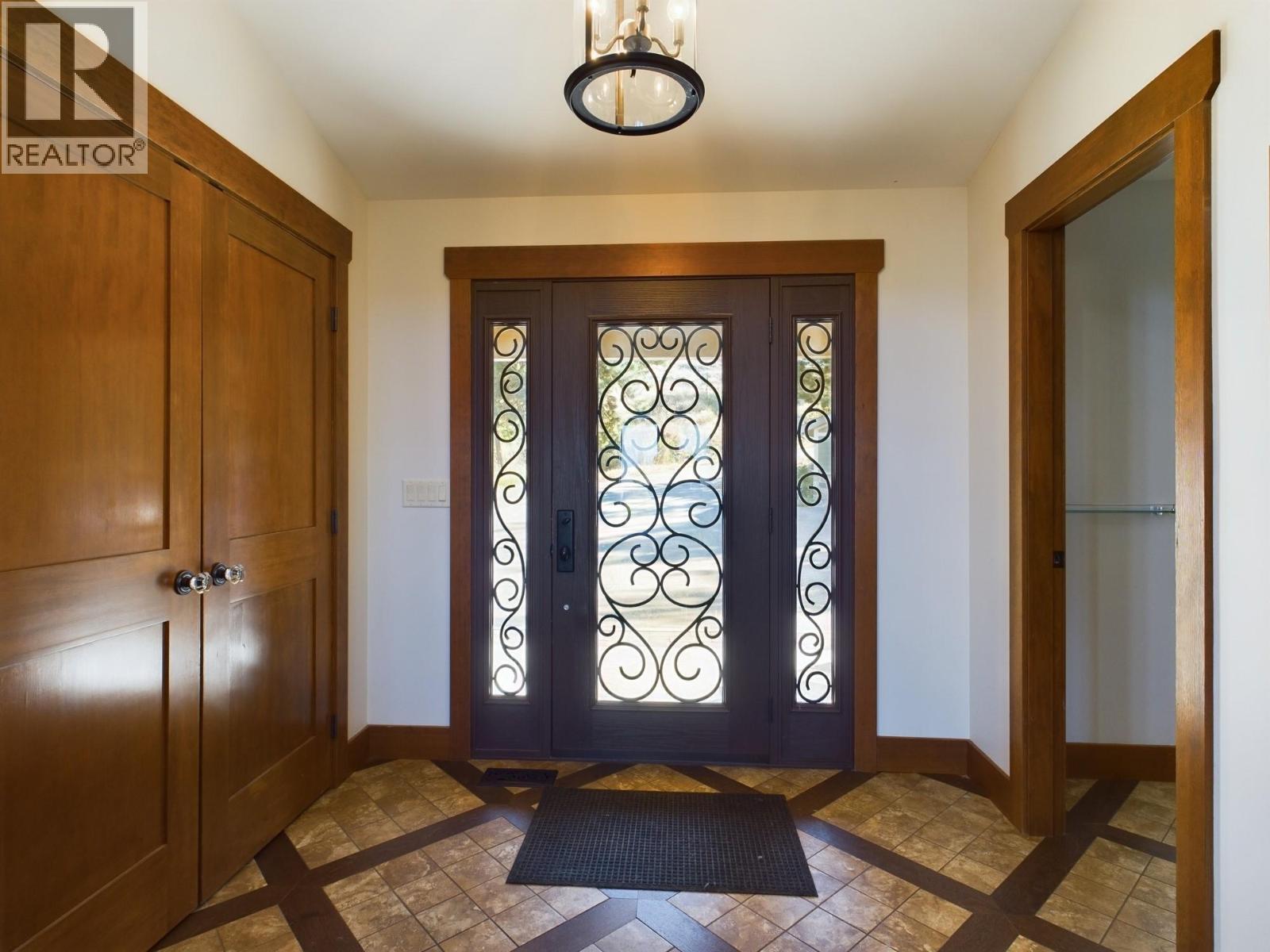 1051 BULLMOOSE Trail, Osoyoos