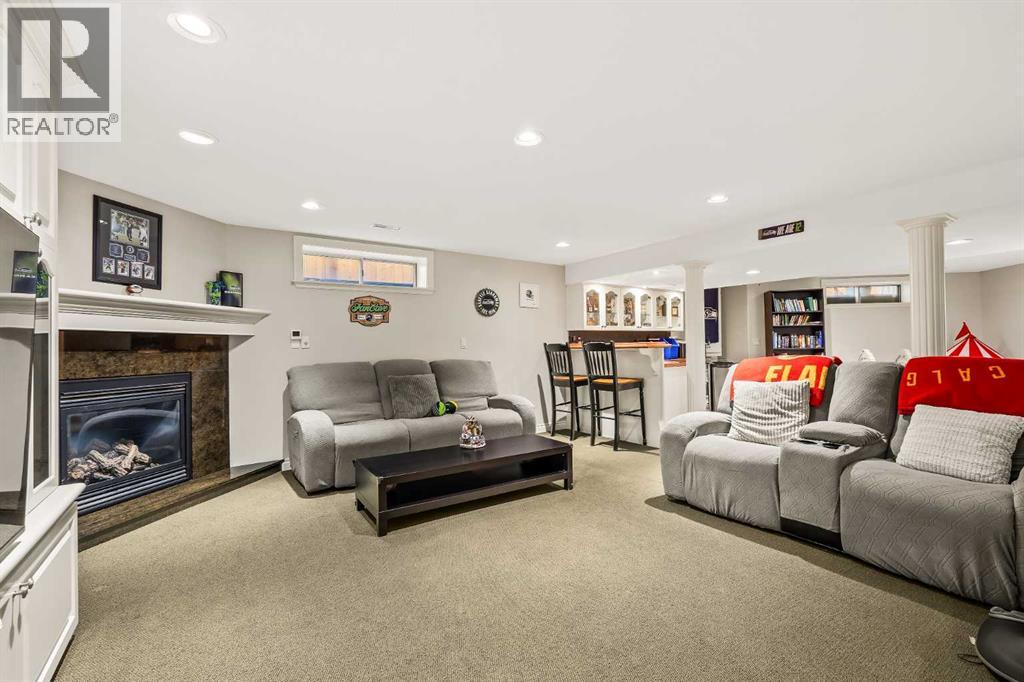 Single Family House for Sale in  McKinley Bay SE McKenzie Lake Calgary 