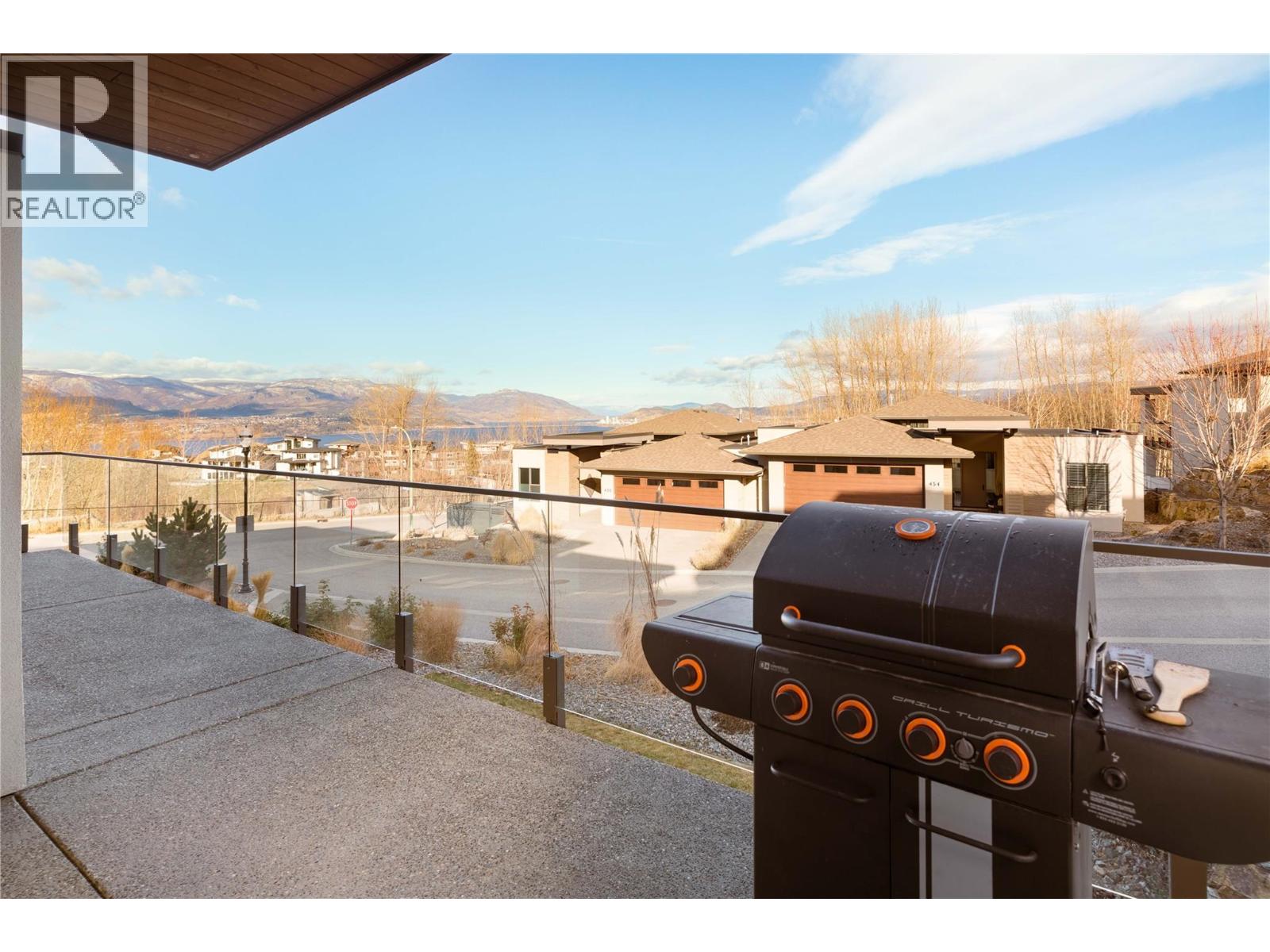  456 Sparrow Hawk Court, Kelowna