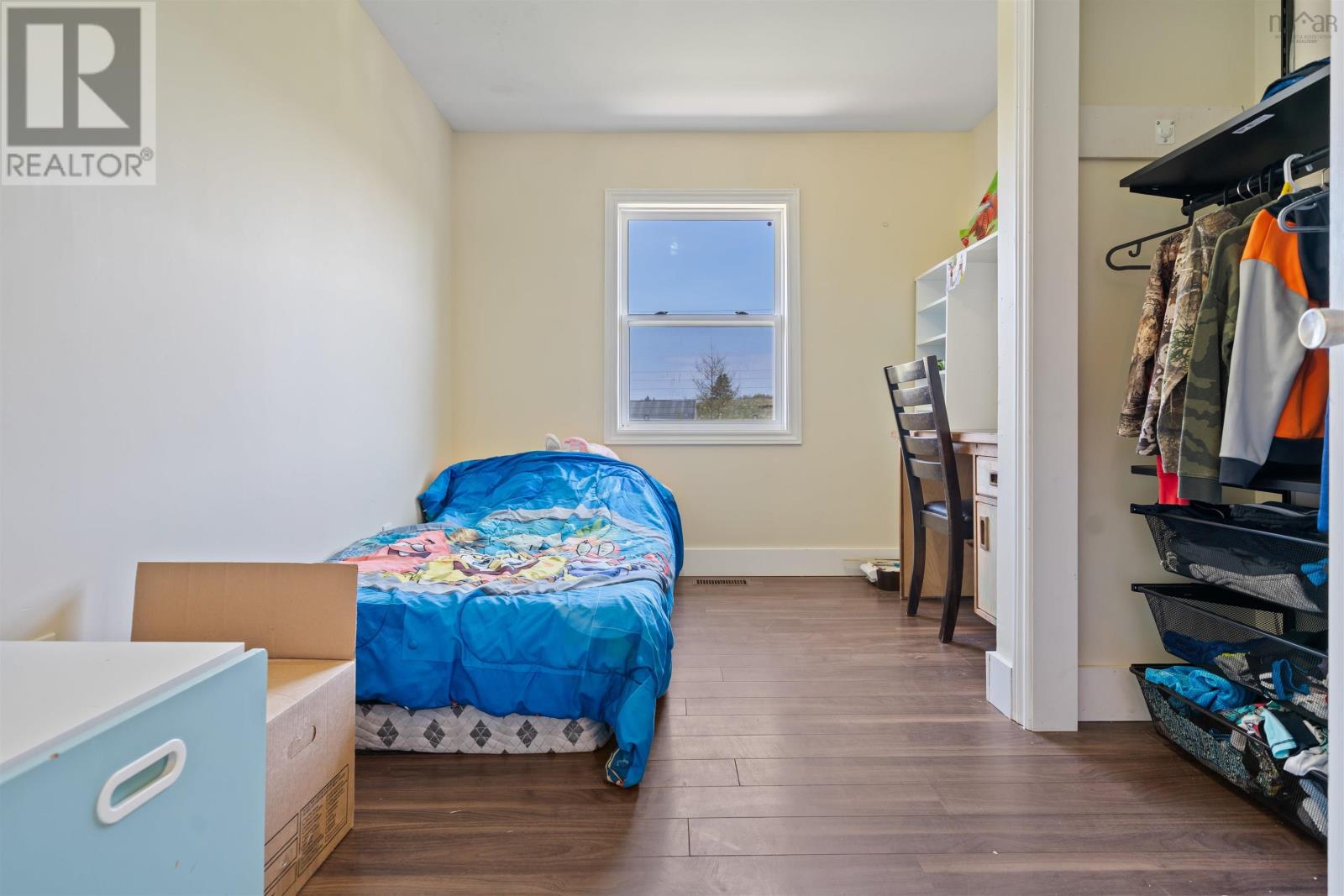 Property 13 of 44 of 5786 Highway 2