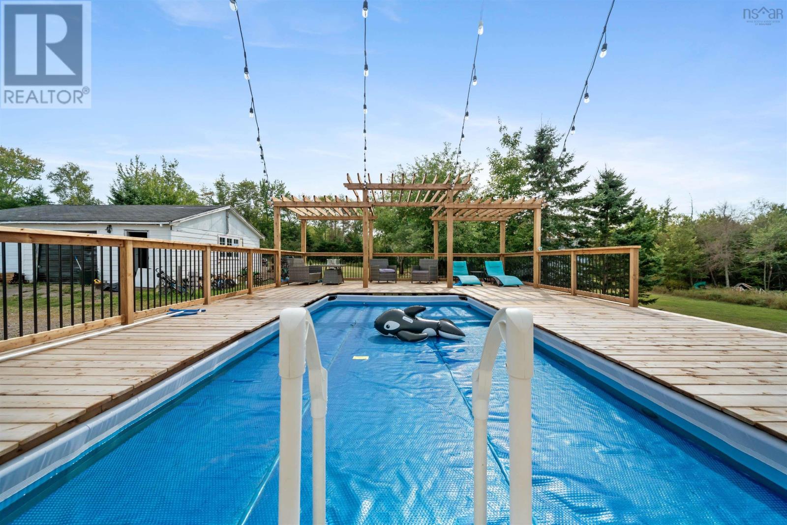 Property 38 of 44 of 5786 Highway 2