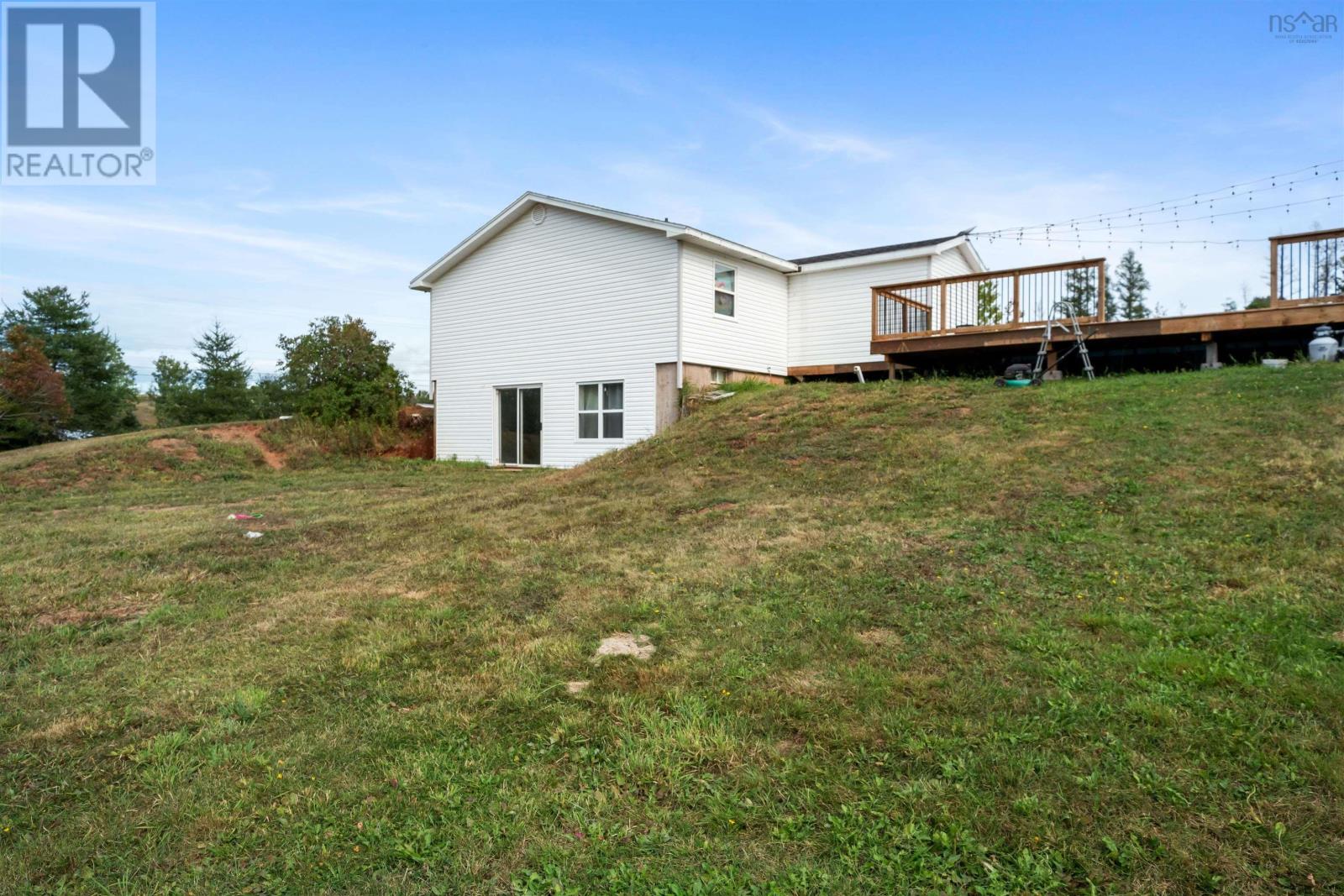 Property 43 of 44 of 5786 Highway 2