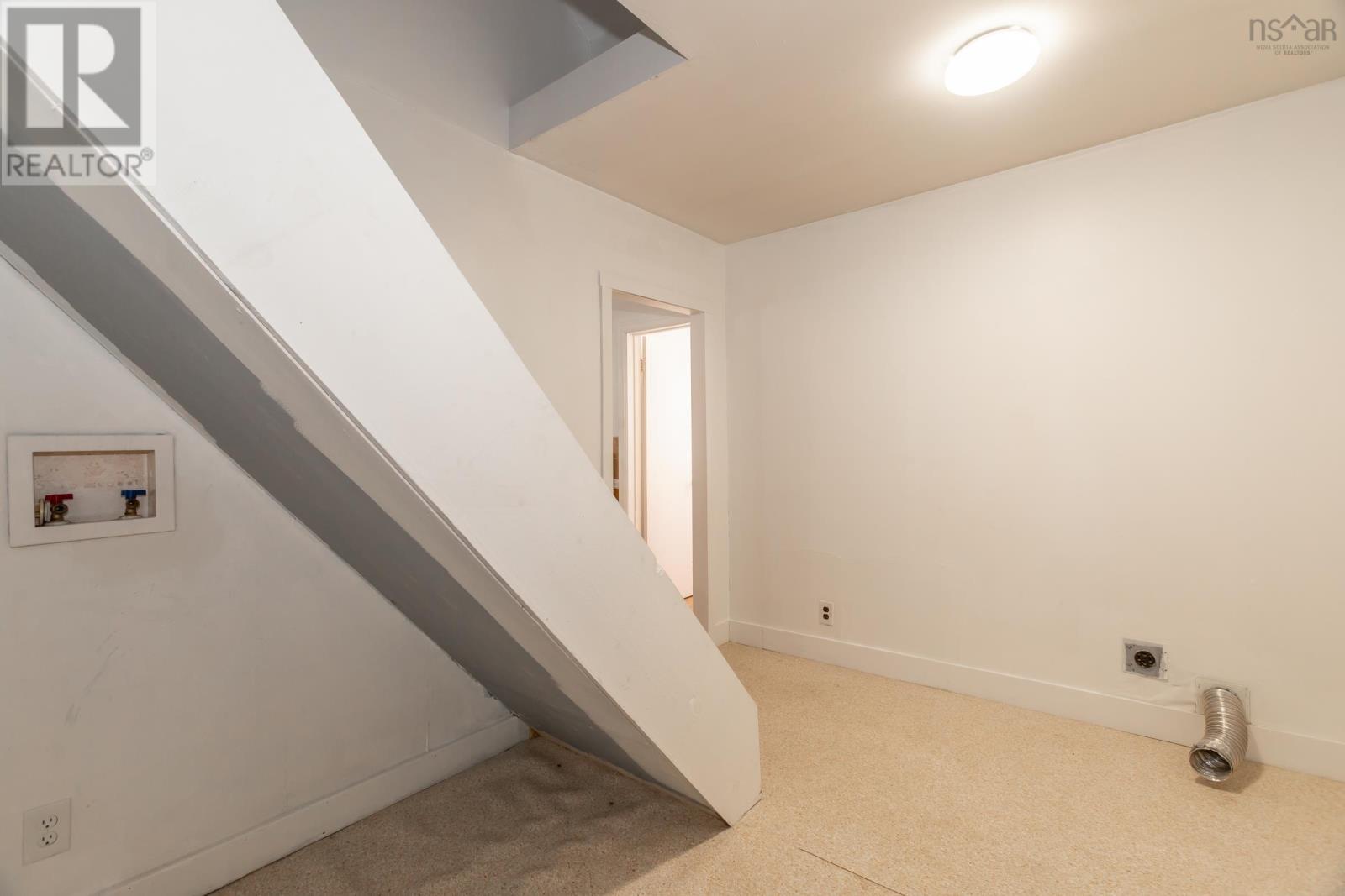 Property 21 of 29 of 1171 Meadowvale Road