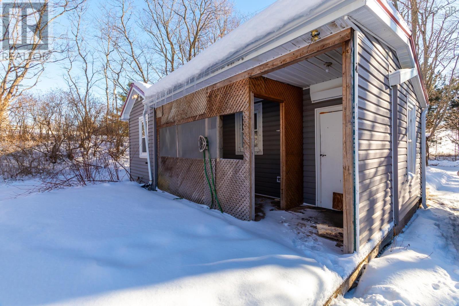 Property 28 of 29 of 1171 Meadowvale Road