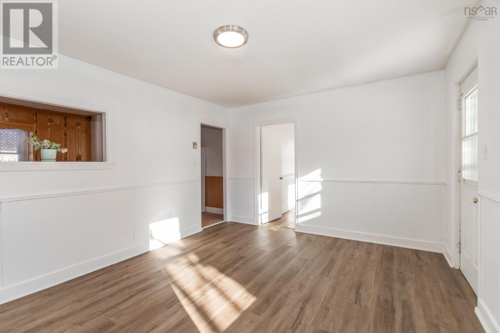 Property 12 of 29 of 1171 Meadowvale Road