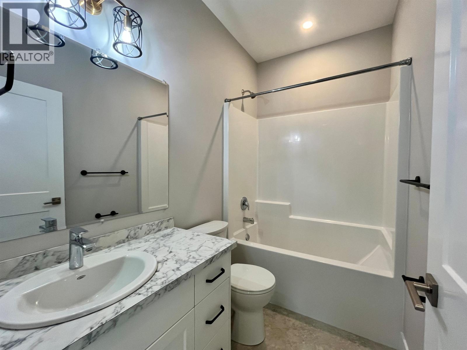 1661 TELEGRAPH Street, Telkwa