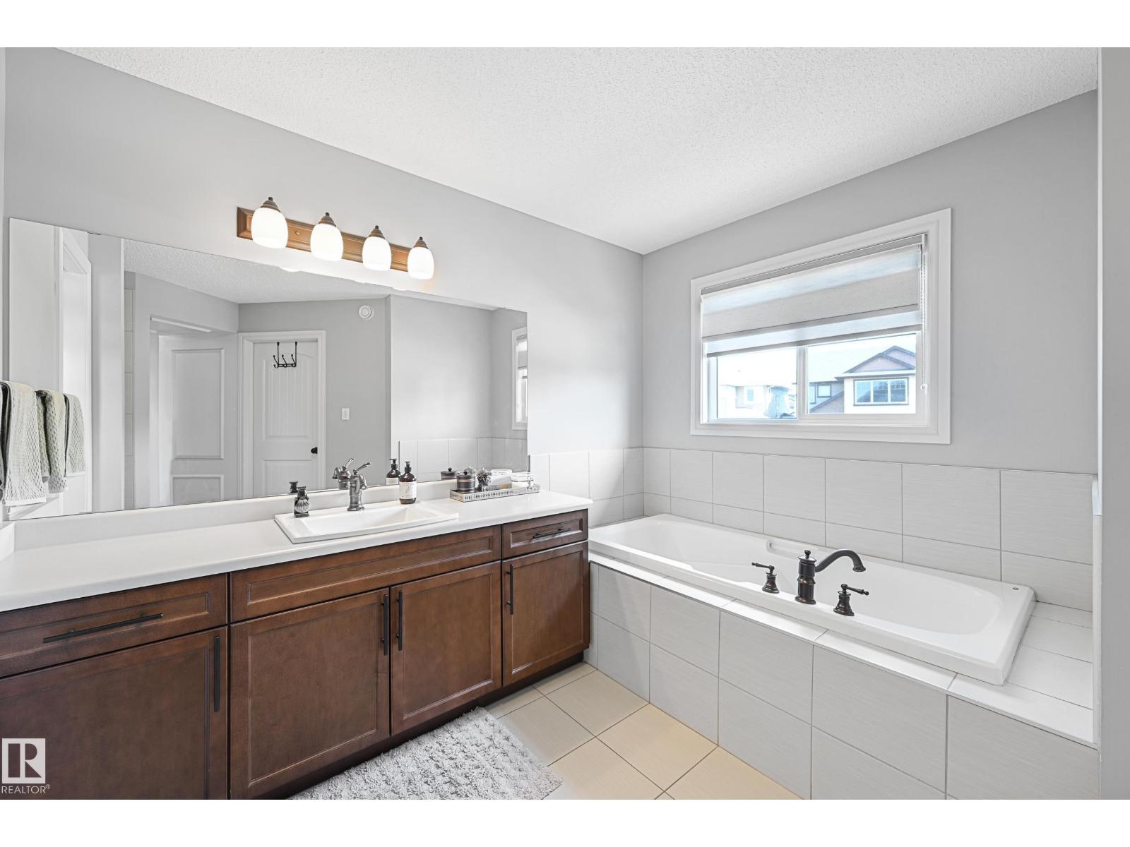 178 WOODBRIDGE LI, Fort Saskatchewan