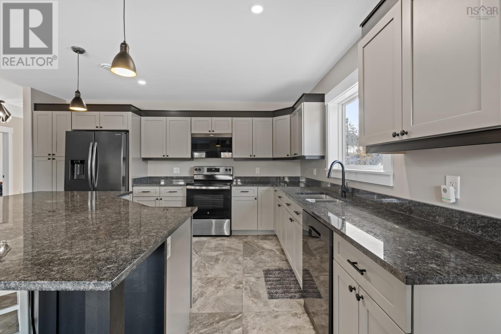 Property 13 of 49 of 653 Bellefontaine Road