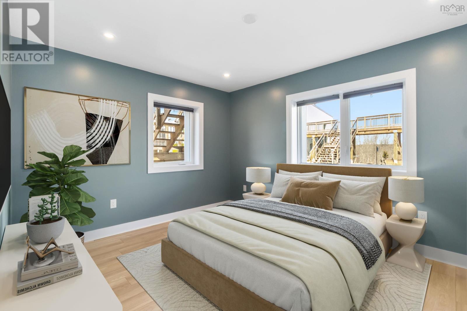 Property 5 of 14 of 201 3-25 Treehouse Lane