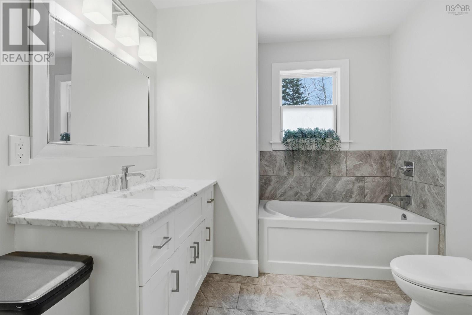 Property 35 of 47 of 254 Laurel Ridge Drive