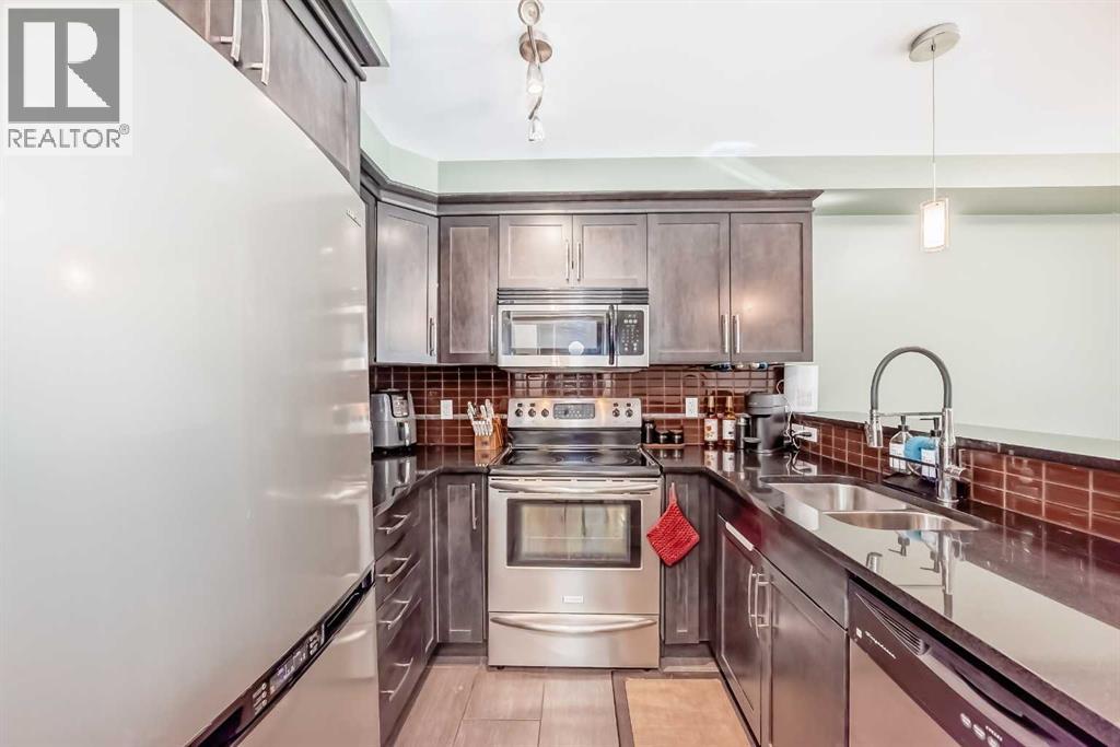 Single Family House for Sale in    Street NE Renfrew Calgary 