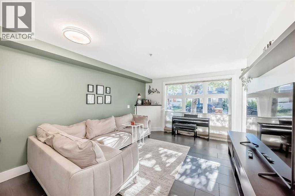 Single Family House for Sale in    Street NE Renfrew Calgary 