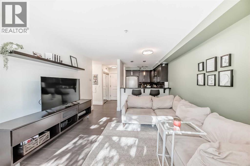 Single Family House for Sale in    Street NE Renfrew Calgary 