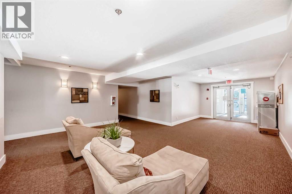 Single Family House for Sale in    Street NE Renfrew Calgary 