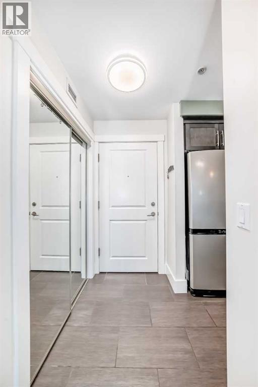 Single Family House for Sale in    Street NE Renfrew Calgary 