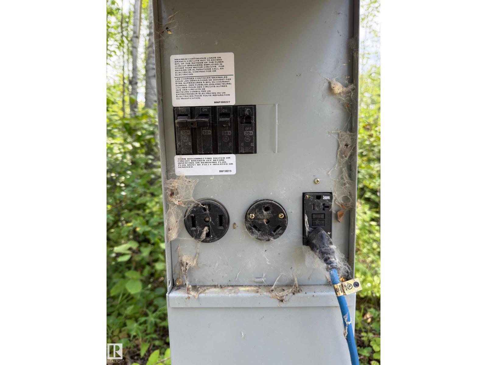 
          81 TWP RD 550
            <br/>
            <span>Rural Lac Ste. Anne County</span>
            , 
            <span>AB</span>
             <span>T0E0L0</span>
         - Photo 10