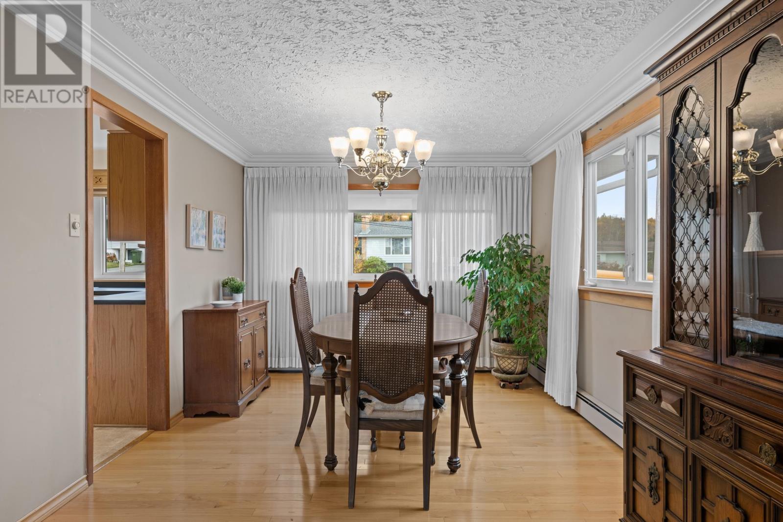 Property 15 of 43 of 50 Elaine Avenue