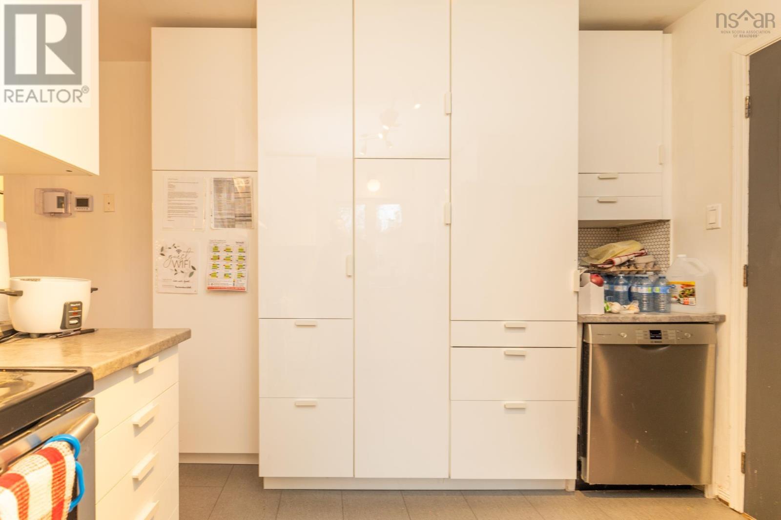 Property 5 of 31 of 10 Sprucewood Drive