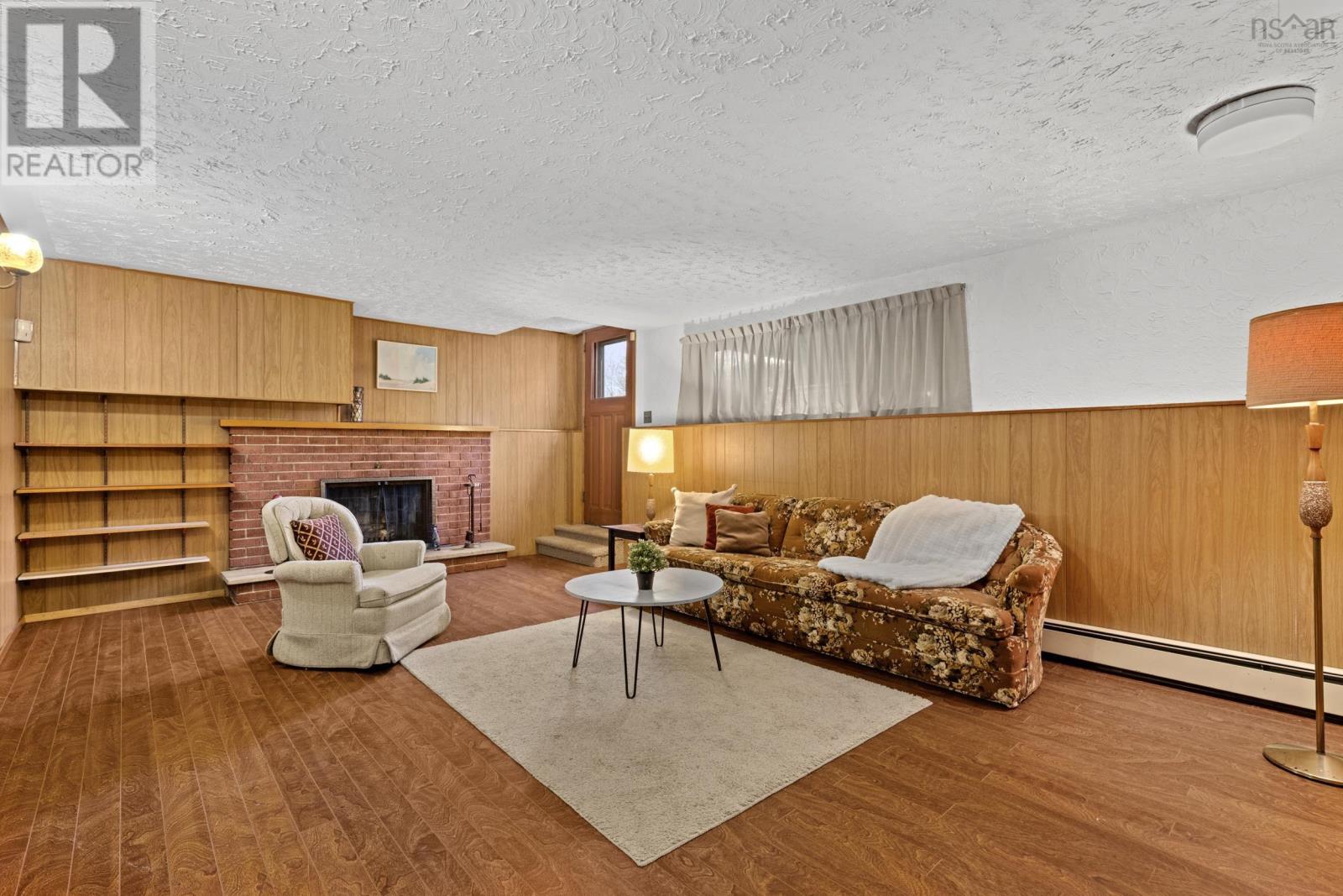 Property 29 of 43 of 50 Elaine Avenue